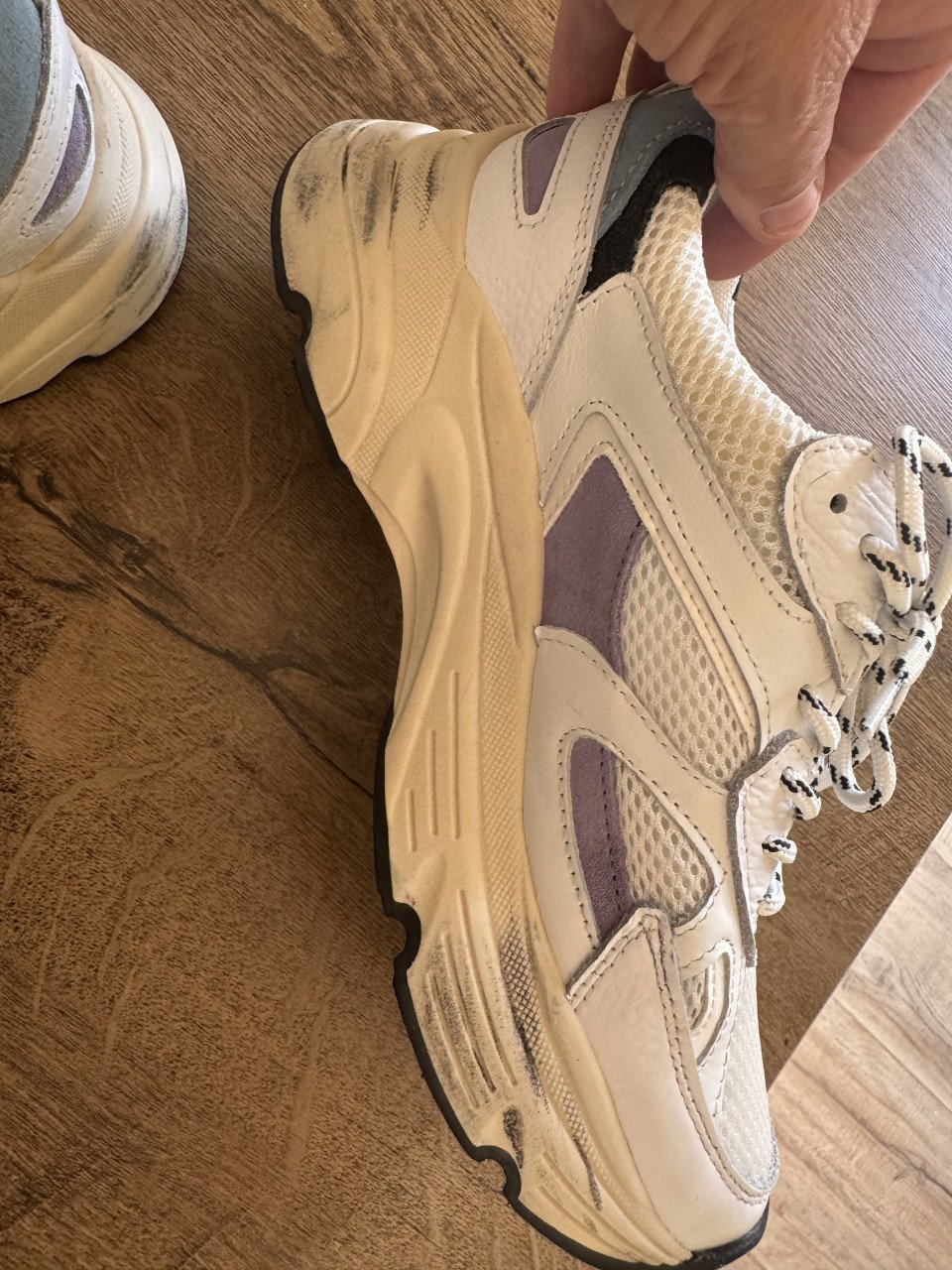 Sneakers