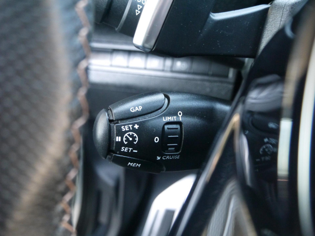 Peugeot 3008 1.6 hybrid4 300 gt|trekhaak|rijklaar