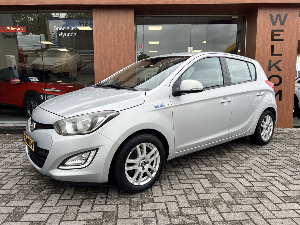 Hyundai I 20 1.2i i-motion | radio | airco | trekhaak