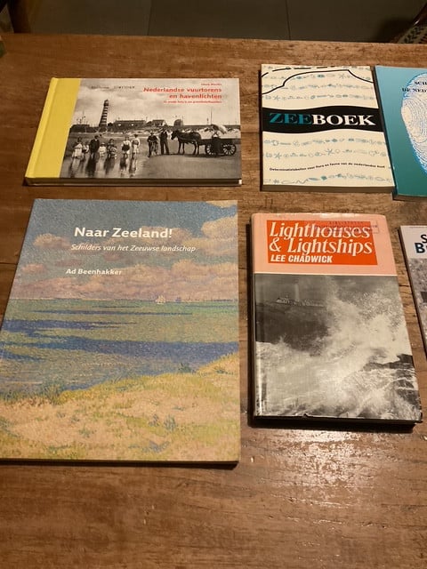 Zeeboeken en Zeeuwse boeken
