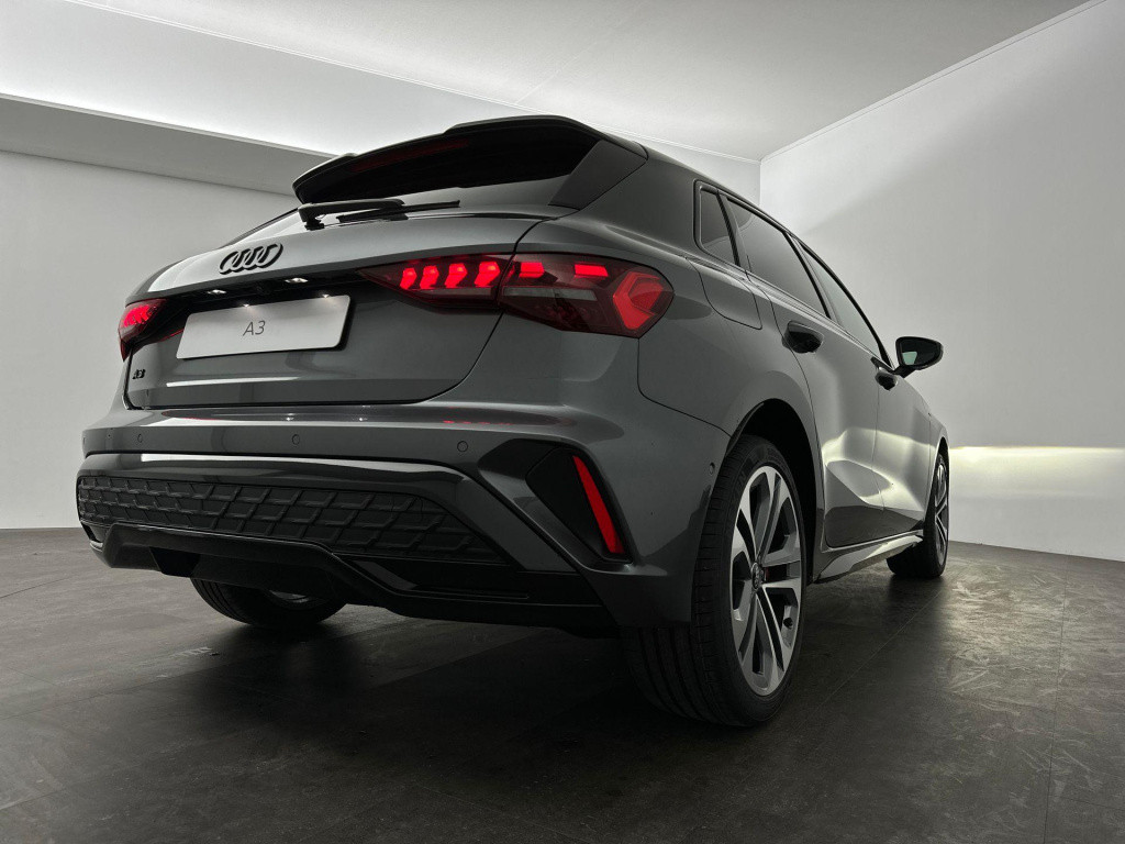 Audi A3 sportback s edition competition 45 tfsi e 180 kw / 245 pk sp