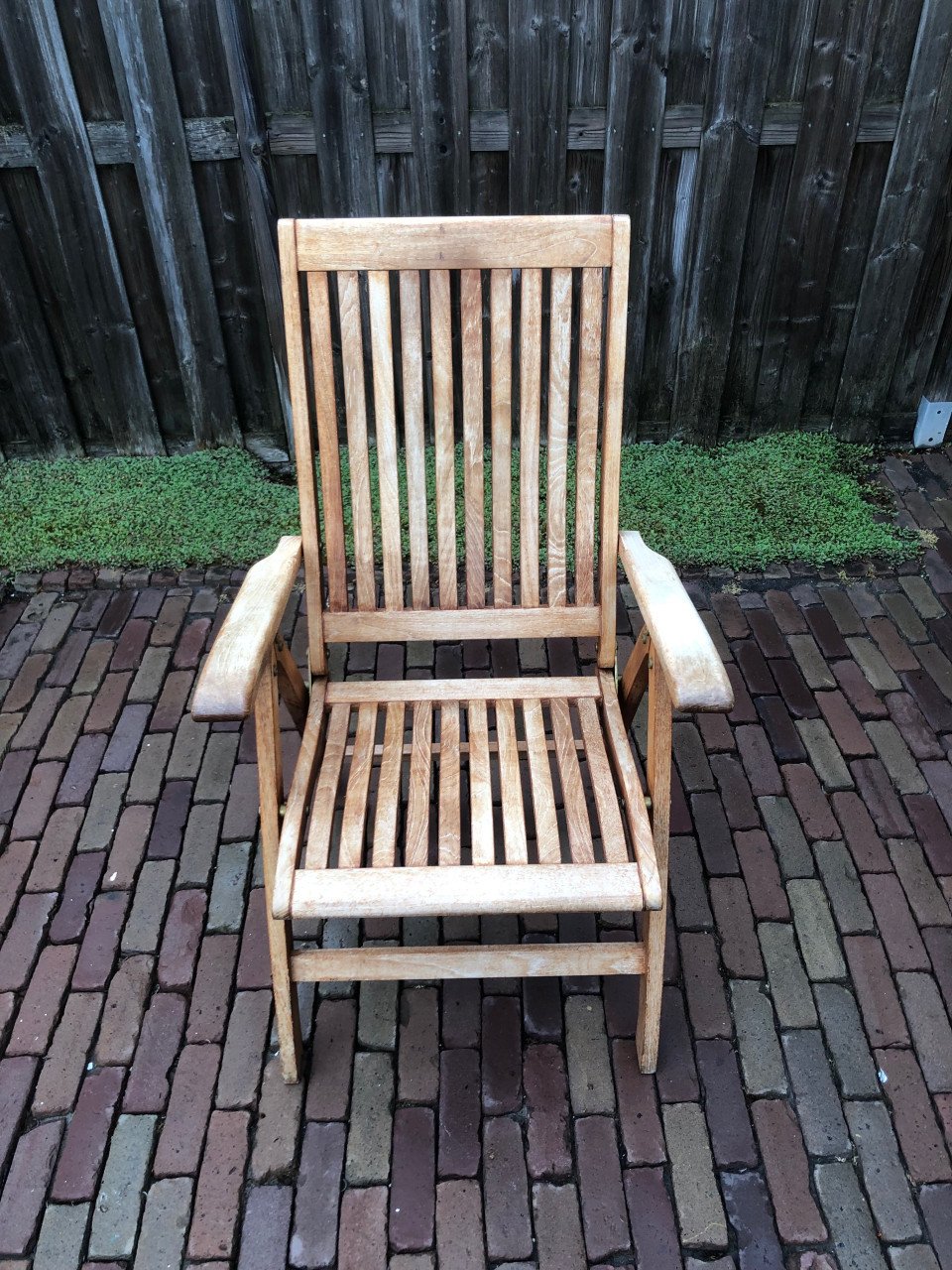 Tuinstoel.