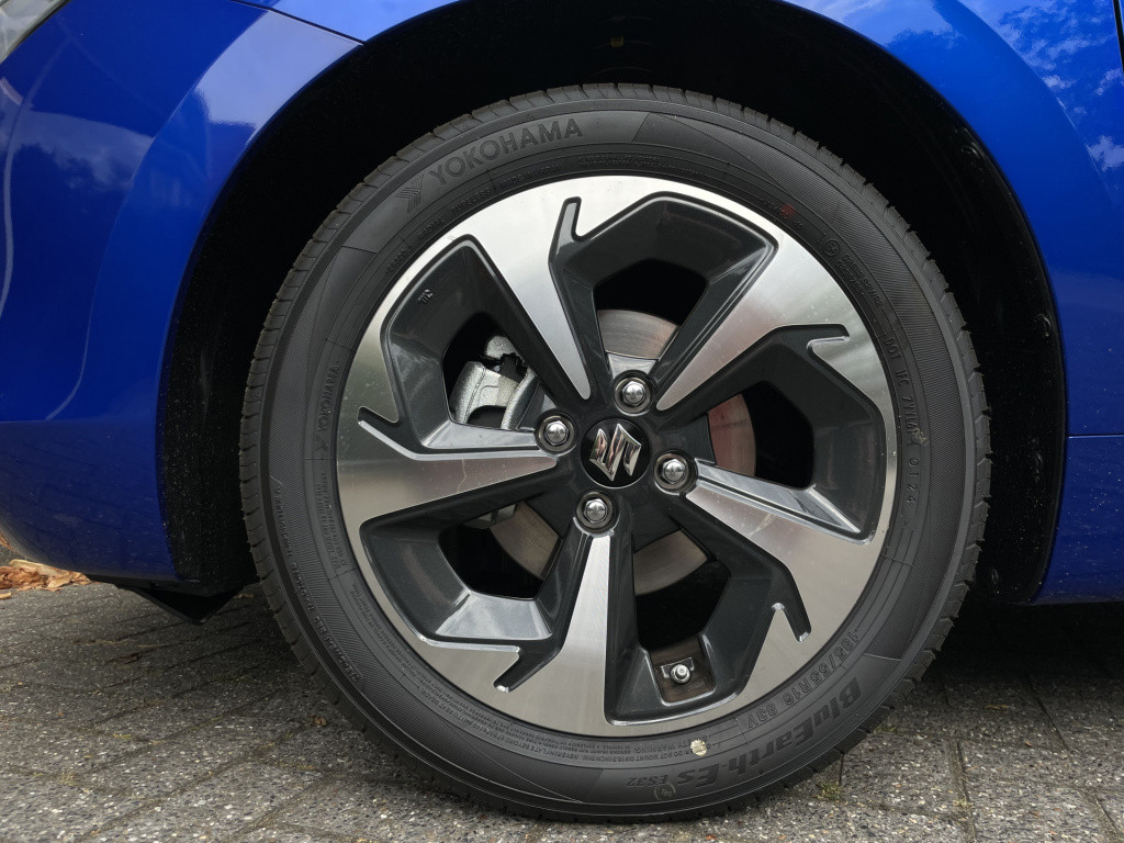 Suzuki Swift 1.2 style smart hybrid