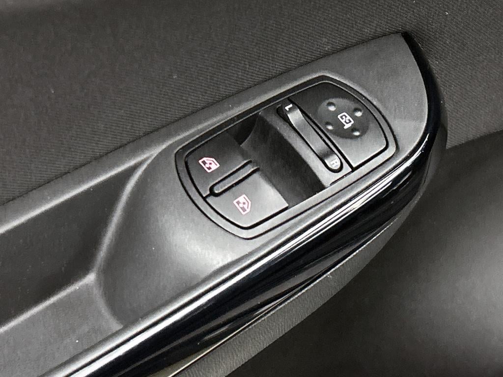 Opel Corsa 1.0 turbo online edition dealeronderhouden opc!