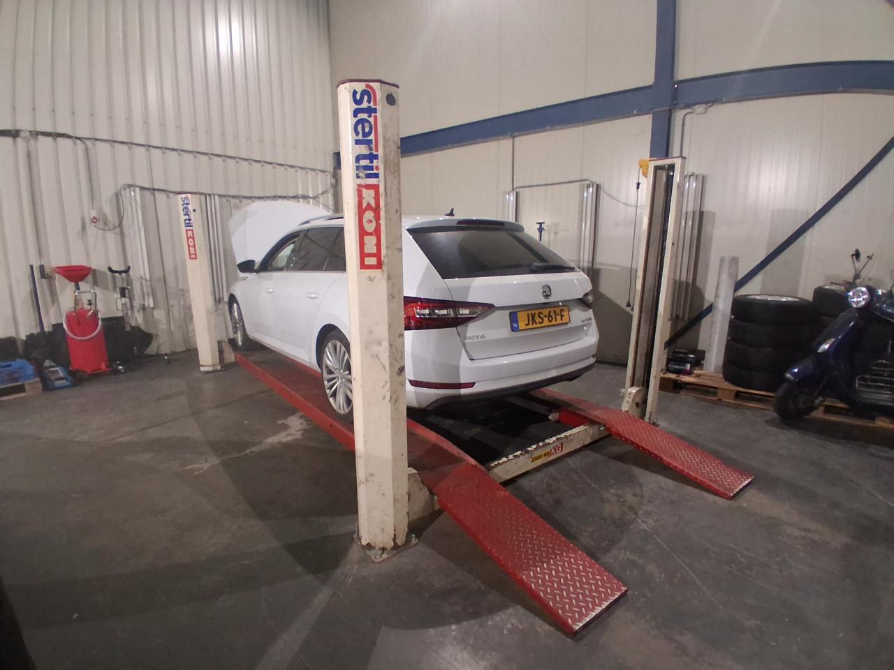 Koni hefbrug 4 kolommen