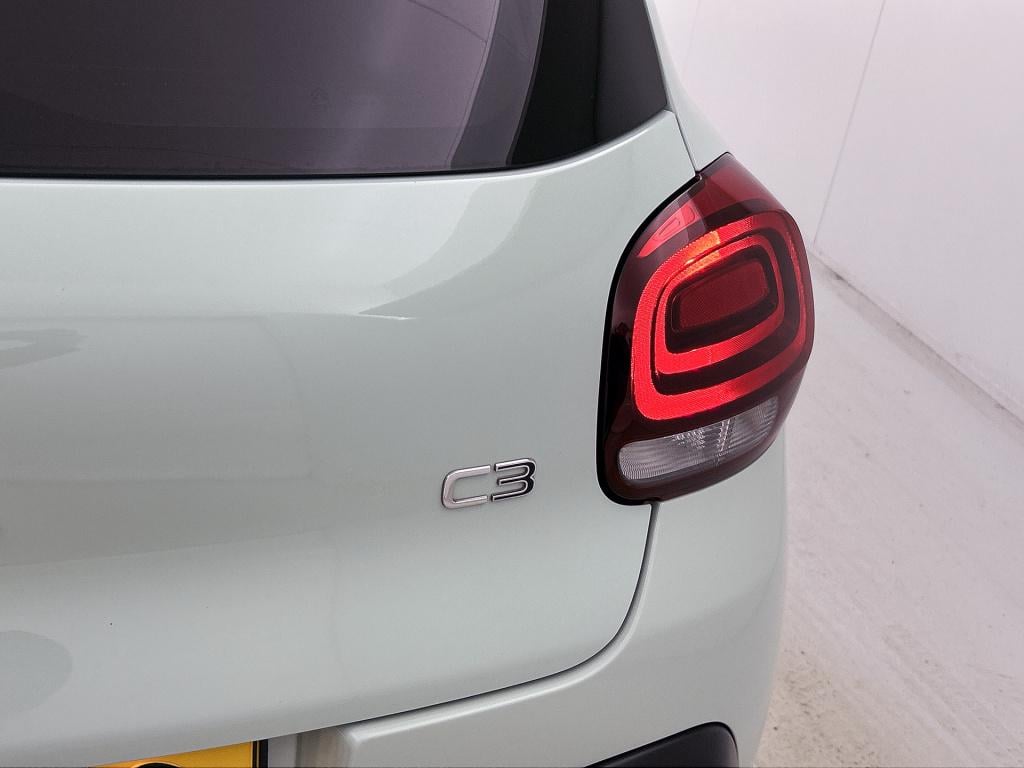 Citroen C3 82 pk feel edition | rijklaar | trekhaak | parkeersensoren | nav