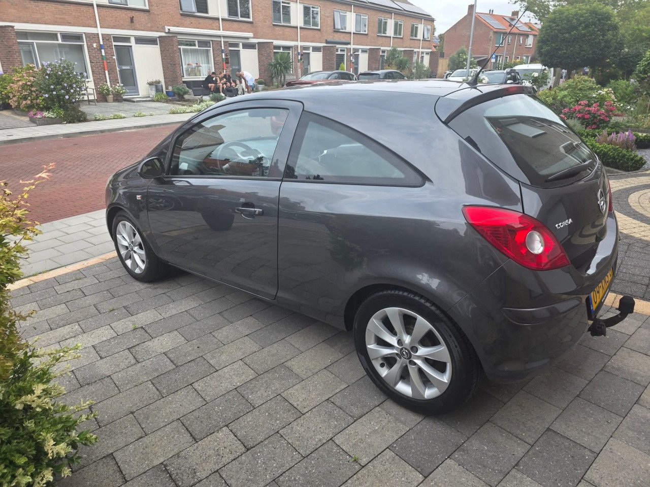 Tekoop zeer mooie Opel Corsa 1.2i 16V Anniversary Edition