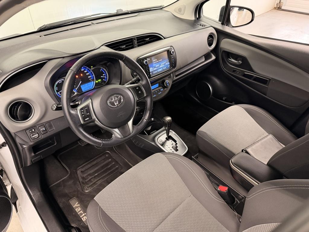 Toyota Yaris 1.5 hybrid aspirat| camera| trekhaak| cruise| climate