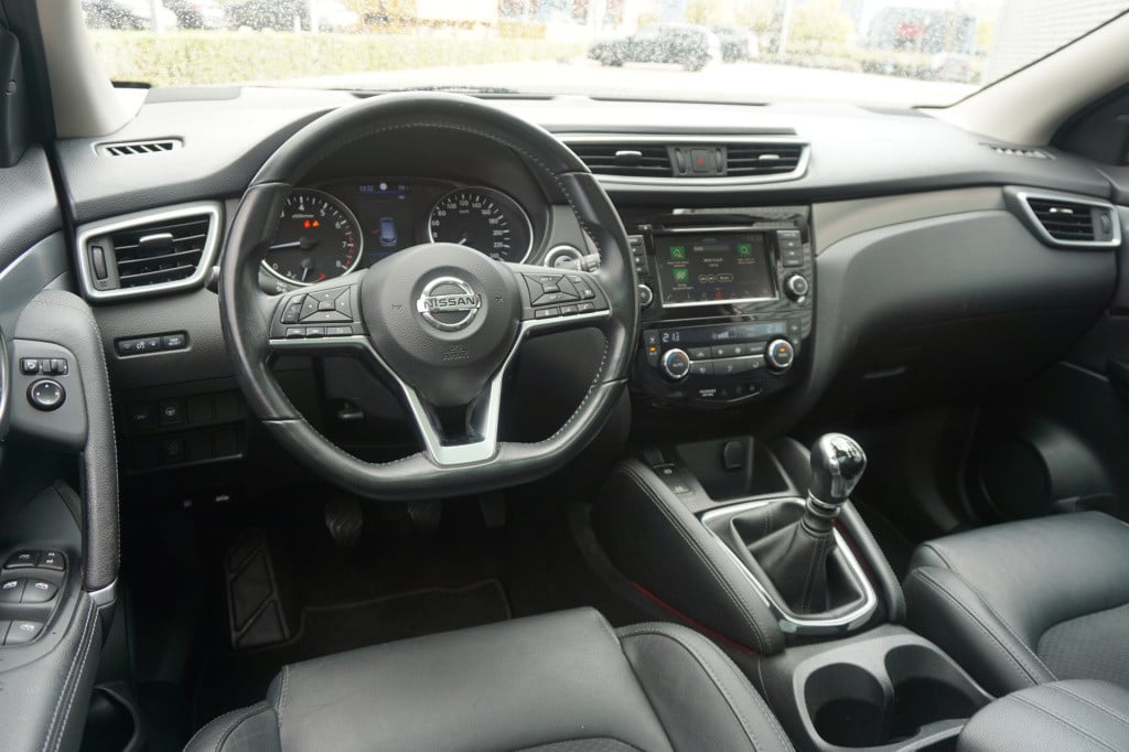 Nissan Qashqai 1.3 dig-t tekna climate / cruise / navi / camera / stoelverw