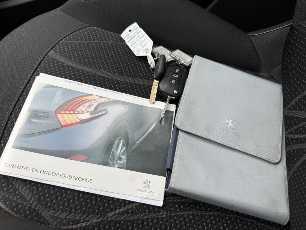 Peugeot 208 1.4 vti active