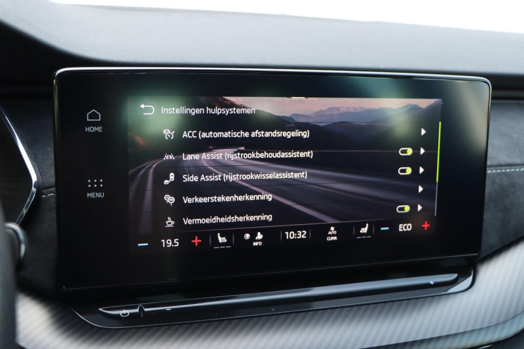 Skoda Octavia combi 1.4 tsi iv rs 245pk dsg6