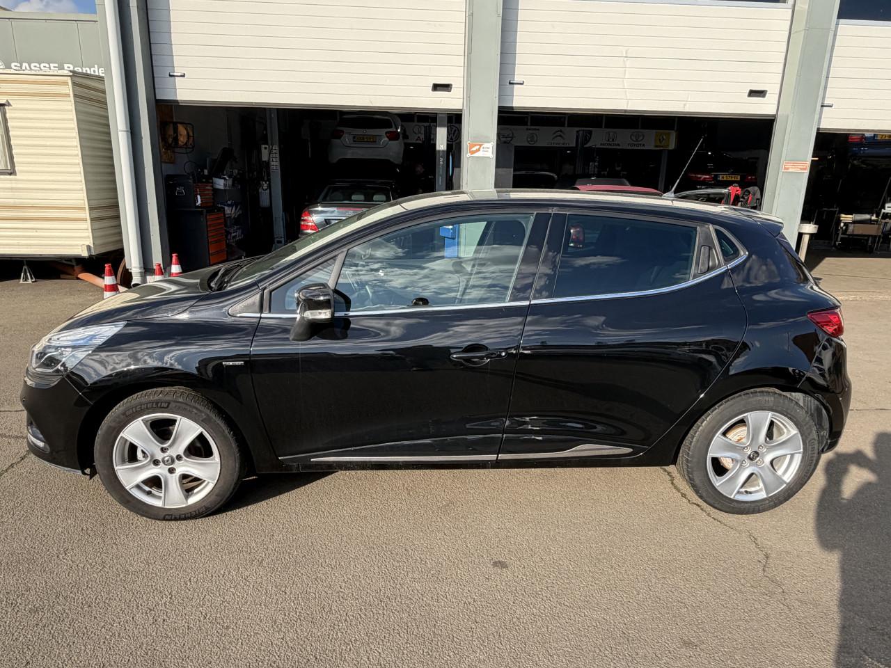 Renault Clio 1.2i Limited Bouwjaar 2018 NAP ! ! !