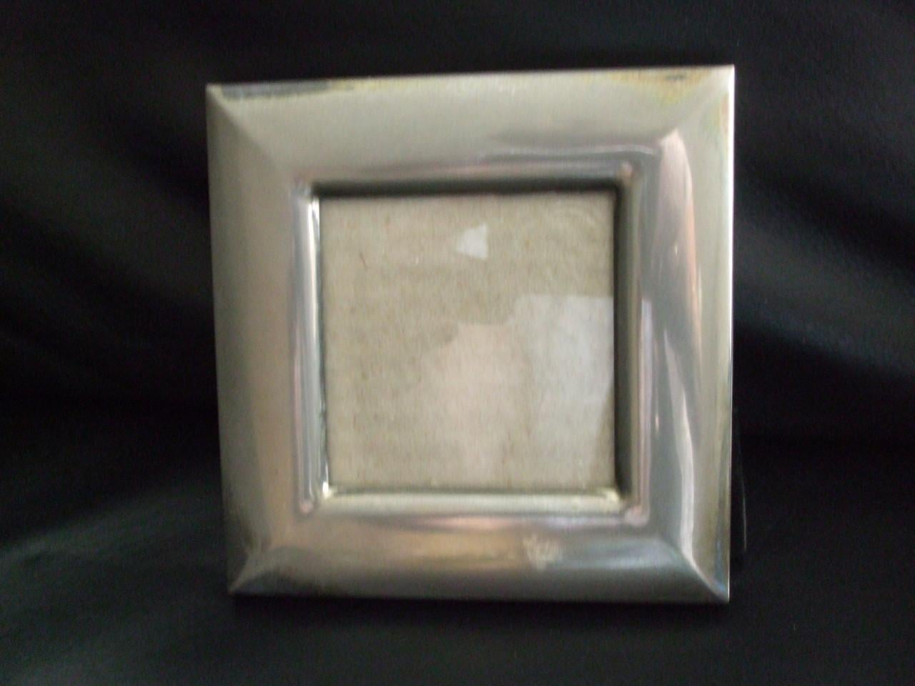 Te koop nieuwe fotolijsten.