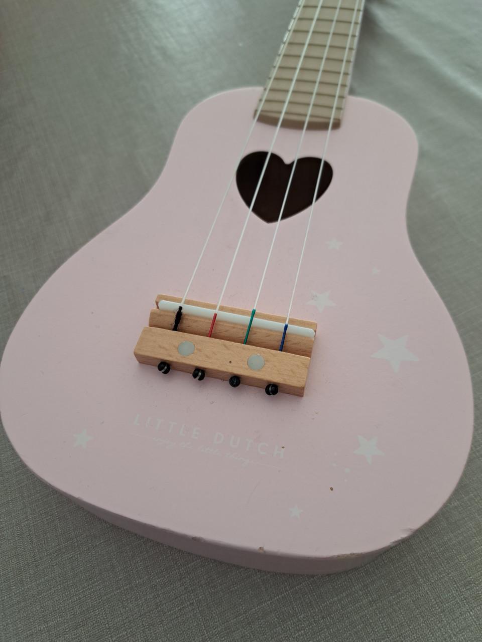 Little Dutch houten speelgoed gitaar