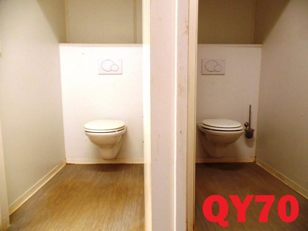 Grote kantoorunit bestaande uit 8 containers met keuken en sanitair 144 m2