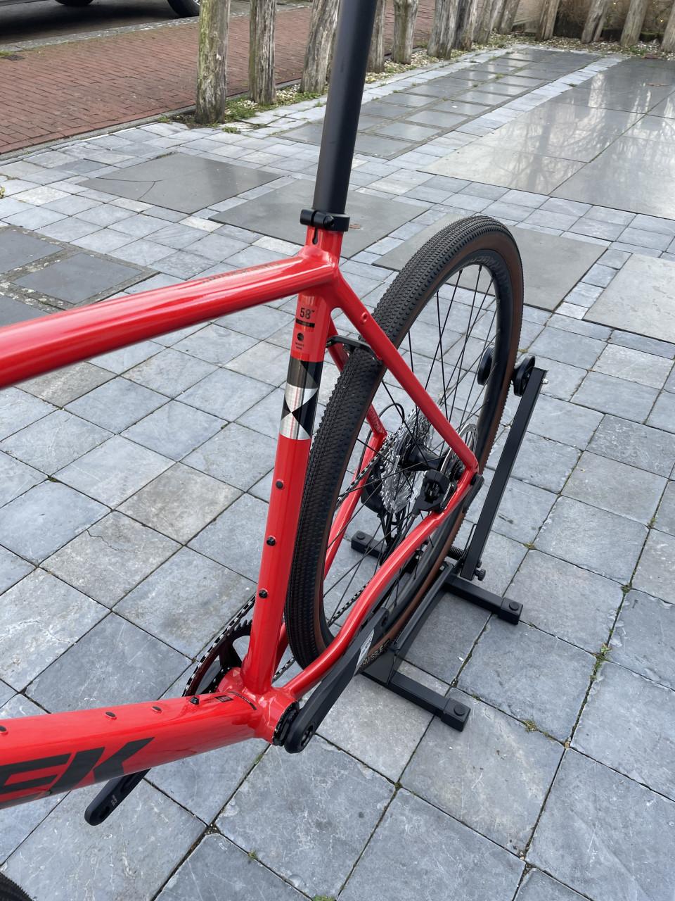 Trek Checkpoint ALR 5 Nieuw Van €2499.- Voor €1799.- Gravelbike