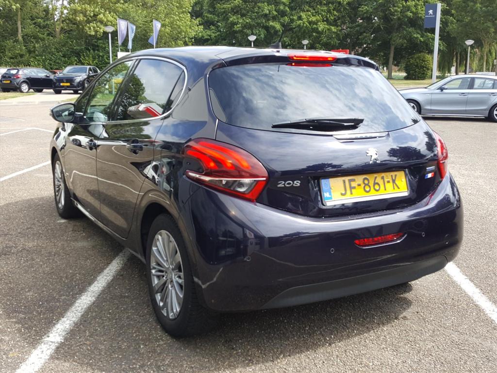 Peugeot 208 allure 1.2 pt-110pk 5d kleurnavigatie applecarplay&androidauto 