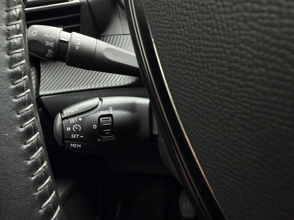 Peugeot 2008 1.2 puretech active