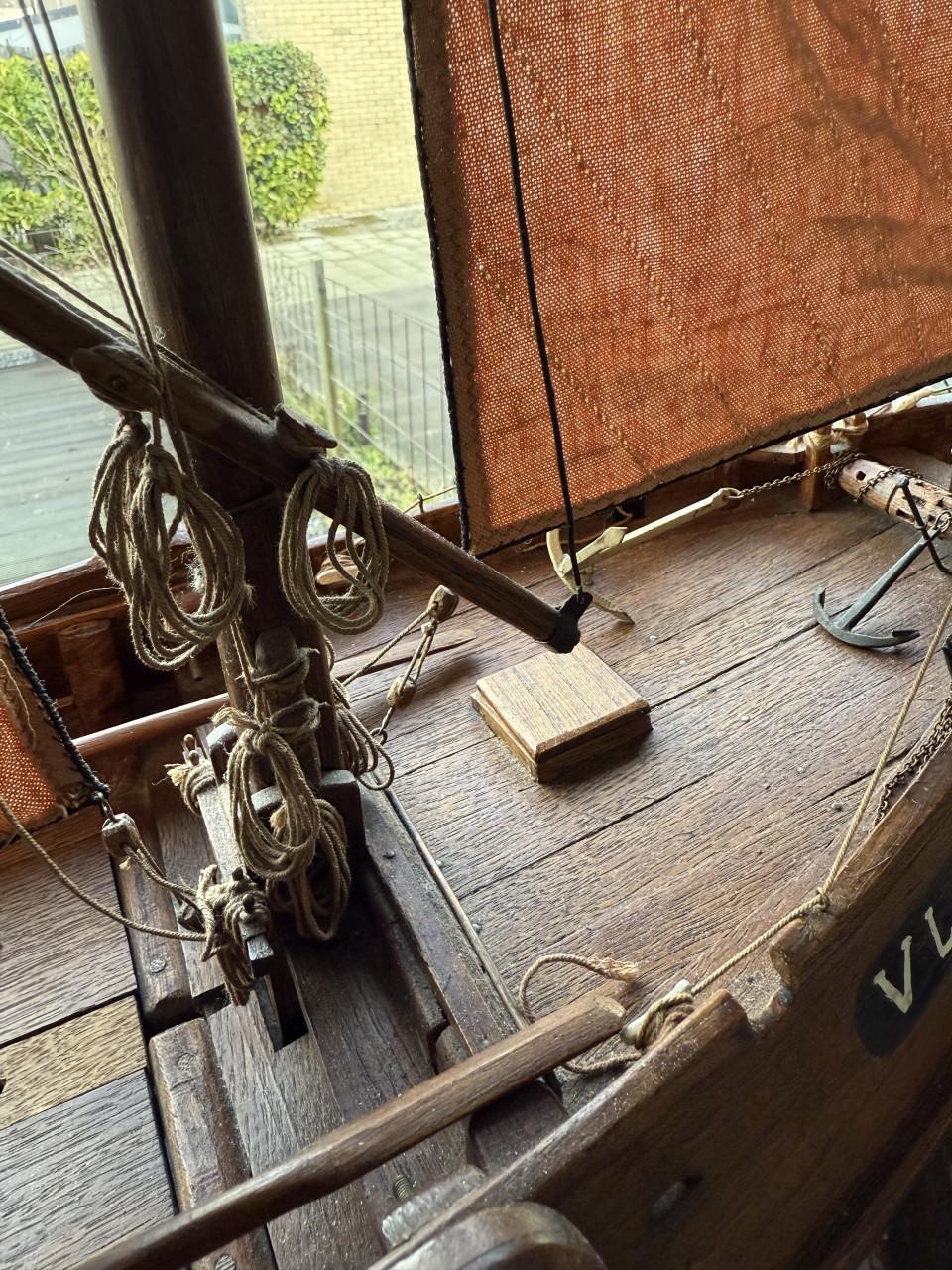 Prachtig handgemaakt vissersschip VLI 27 (Hoogaars)
