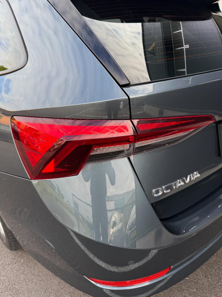 Skoda Octavia combi 1.5 tsi - first edition