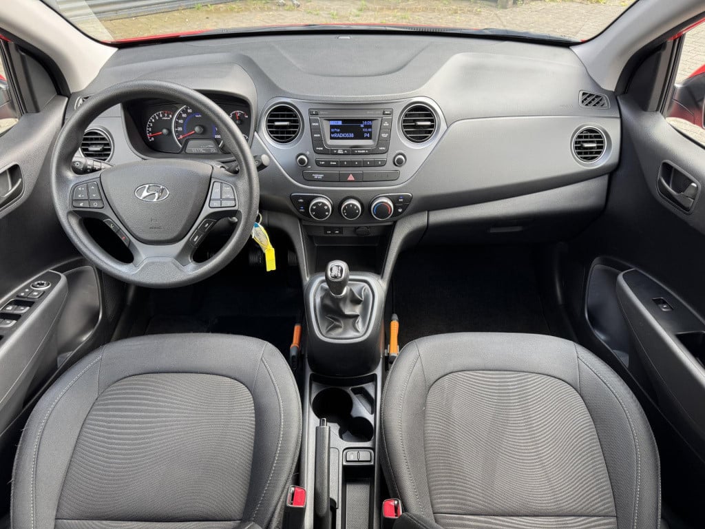Hyundai I 10 1.0i comfort | cruise control | radio-mp3 speler | elek. ramen