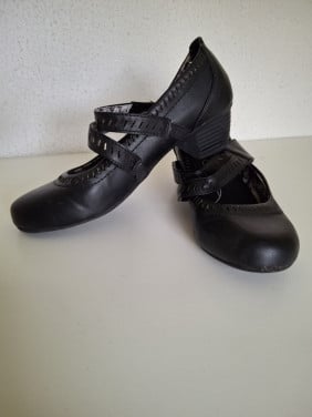 Zwarte damesschoenen maat 36