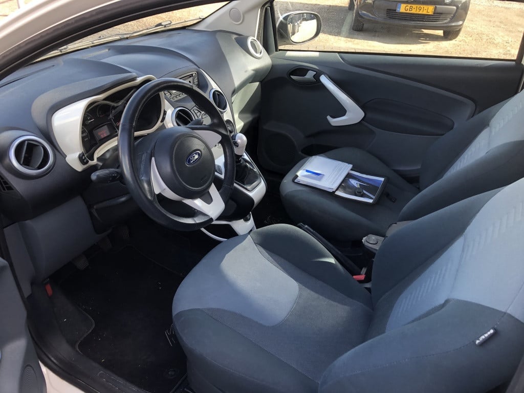 Ford KA 1.2 titanium x s/s