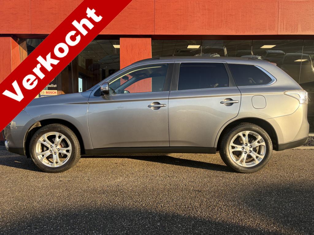 Mitsubishi Outlander 2.0 intense+