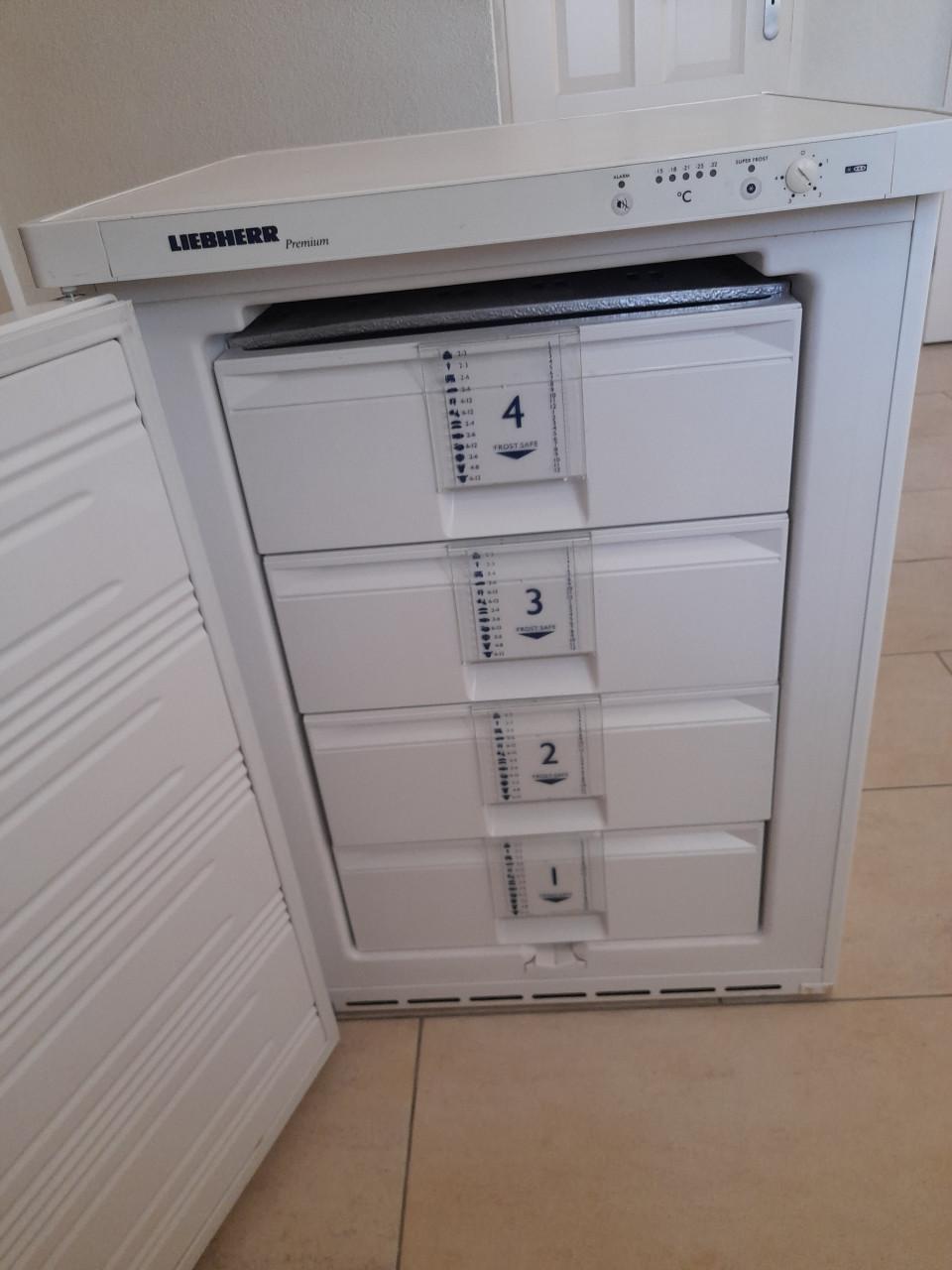 Liebherr premium vriezer (tafel model ) in goede staat !