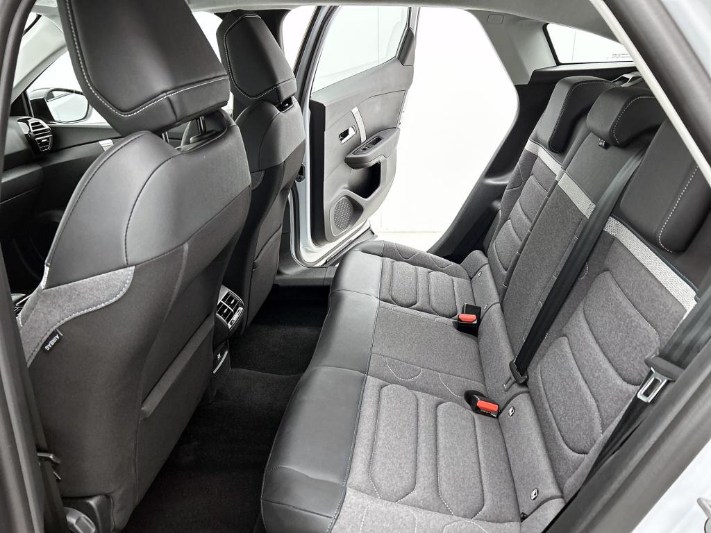 Citroen C4 130pk business plus | rijklaar | camera | comfort seats | apple 