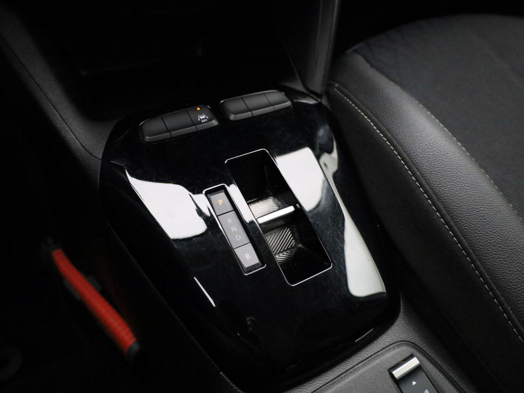 Opel Corsa-e elegance 50 kwh | navigatie | warmtepomp | apple carplay & and
