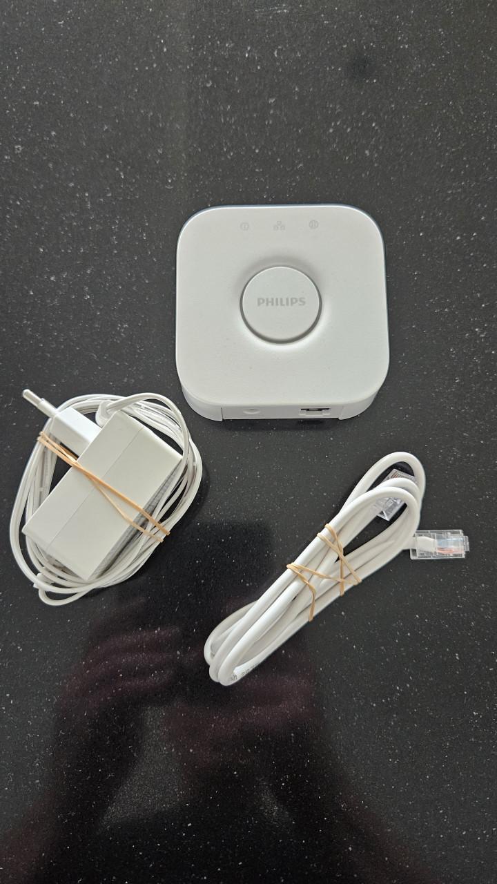 Philips Hue bridge