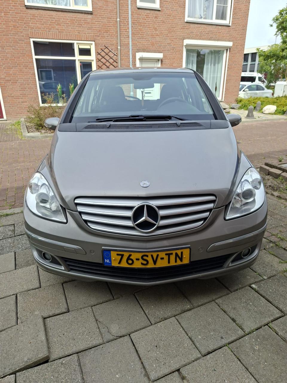Mercedes-Benz B-Klasse 1.5 B150 5DRS CVT 2006 Grijs