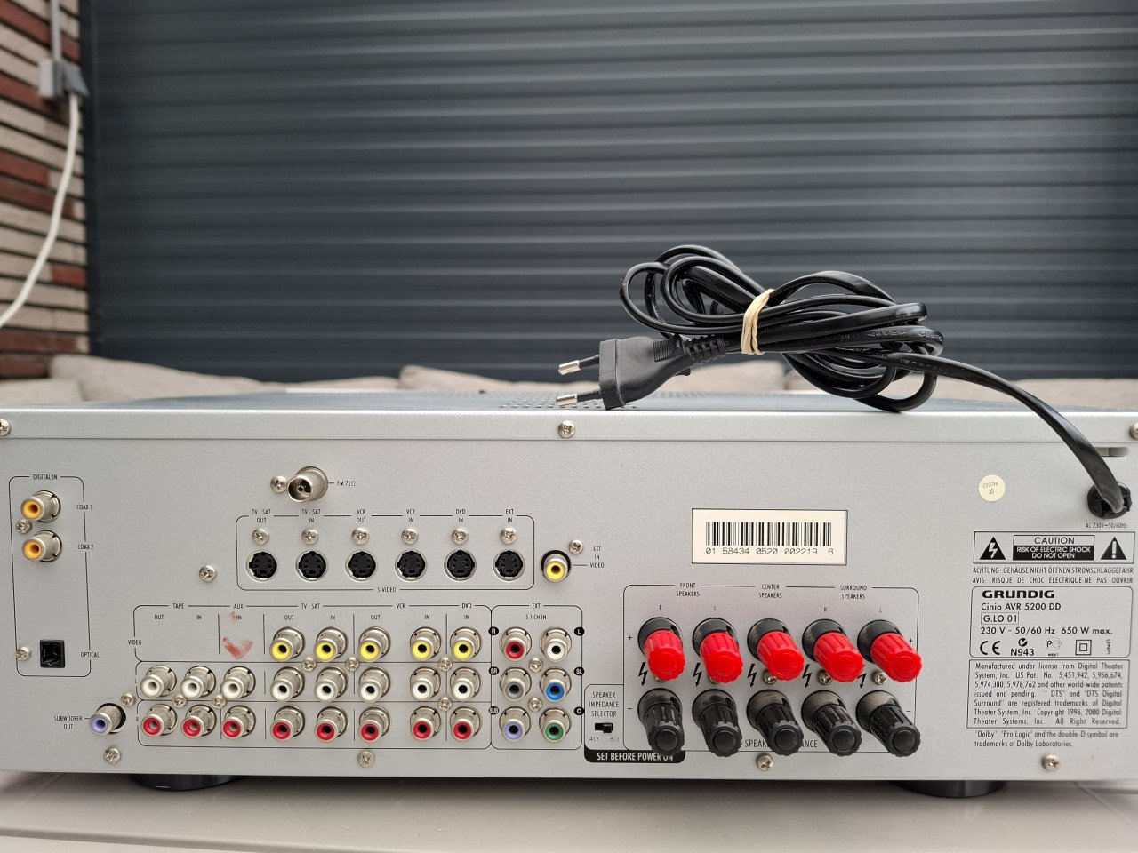 Grundig Cinio AVR 5200 DD 650 Watt .