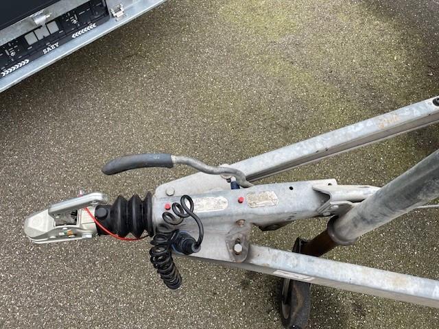 Henra plateauwagen met rijplaten 400x185 2700KG