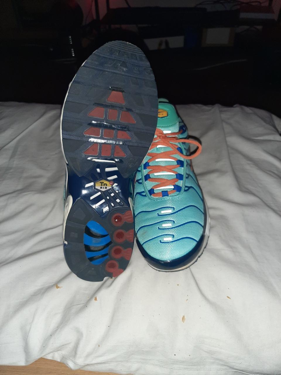 Te koop: nike tn