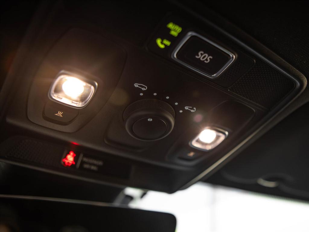 Renault Arkana 1.6 e-tech hybrid 145pk e-tech engineered automaat | panoram