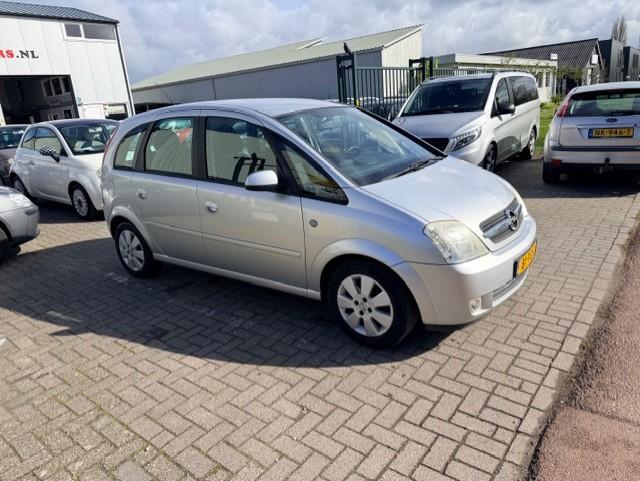 Opel Meriva 1.6 cosmo