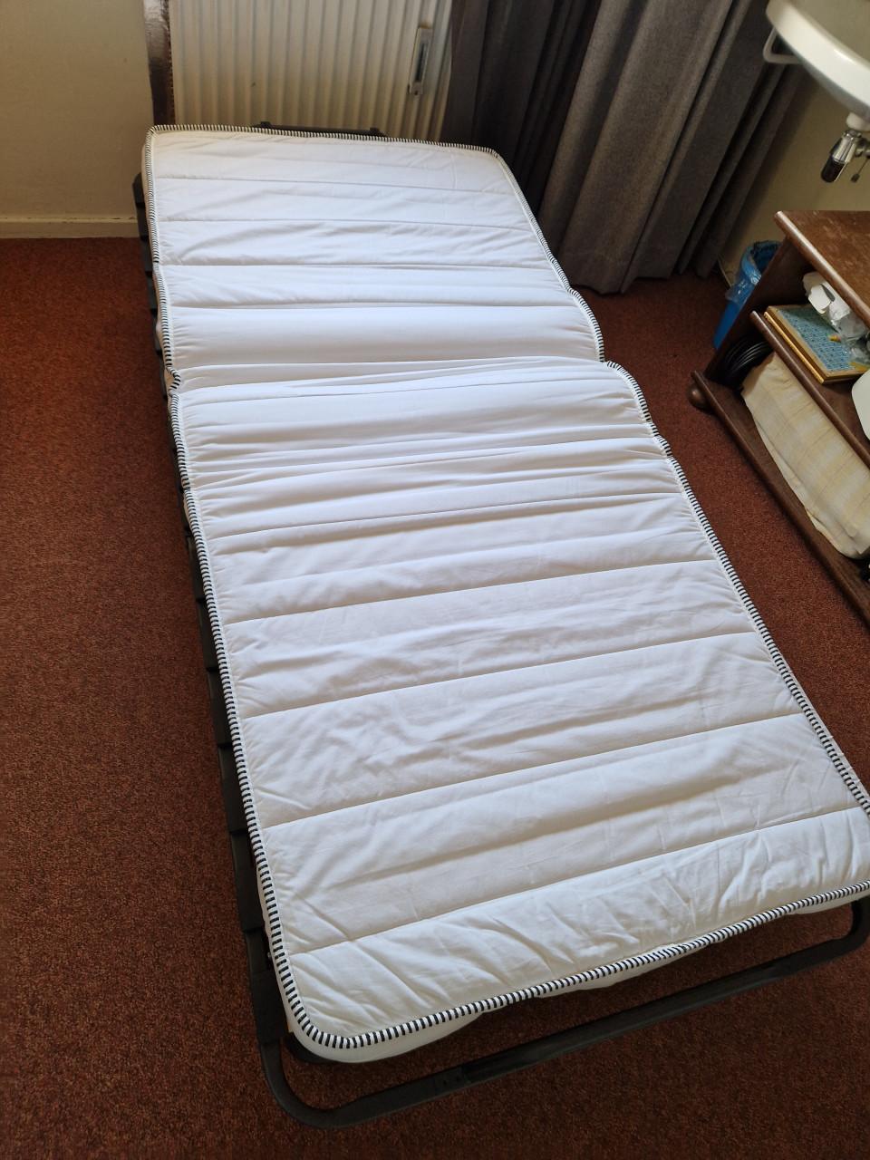 Logeerbedden te koop