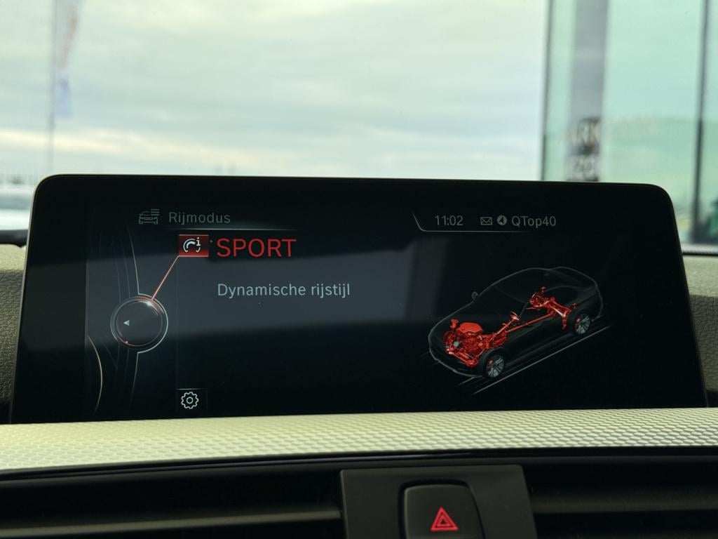 BMW 3-serie 330e m-sport | leder | harman/kardon | memory | stoel/stuurverw