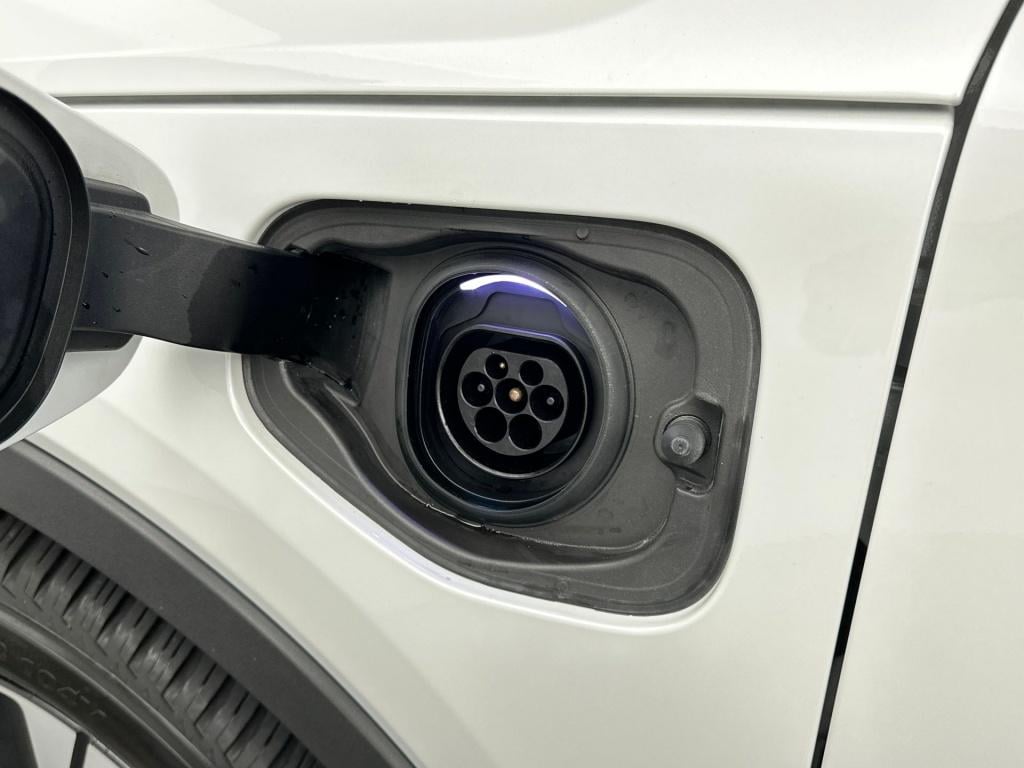 Volvo XC40 t4 211pk recharge inscription exp| navi| climate| camera| dab+|