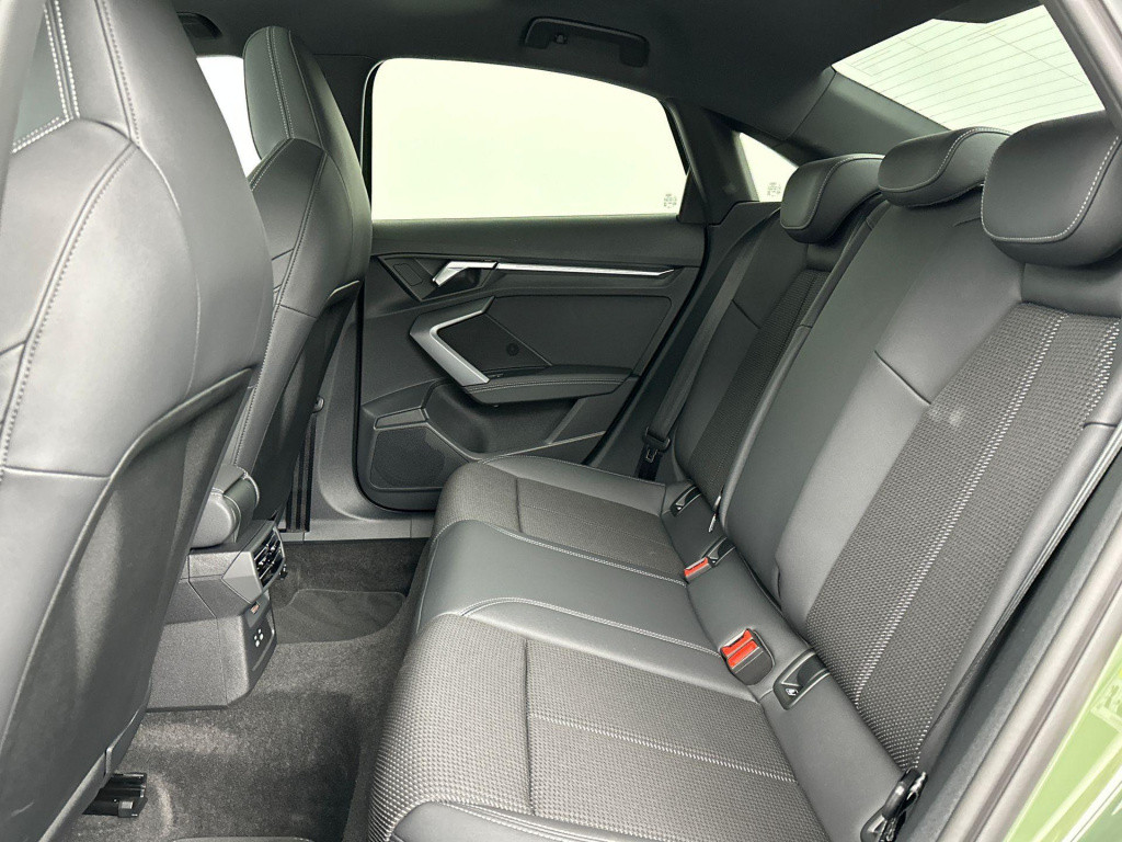 Audi A3 limousine 35 tfsi s edition