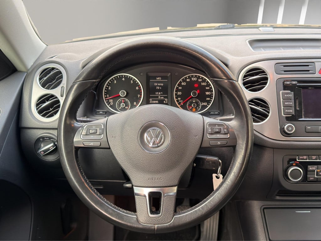 Volkswagen Tiguan 1.4 tsi comfort&design clima pdc cruise