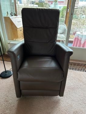 Sta-Op-Stoel leder zo goed als nieuw