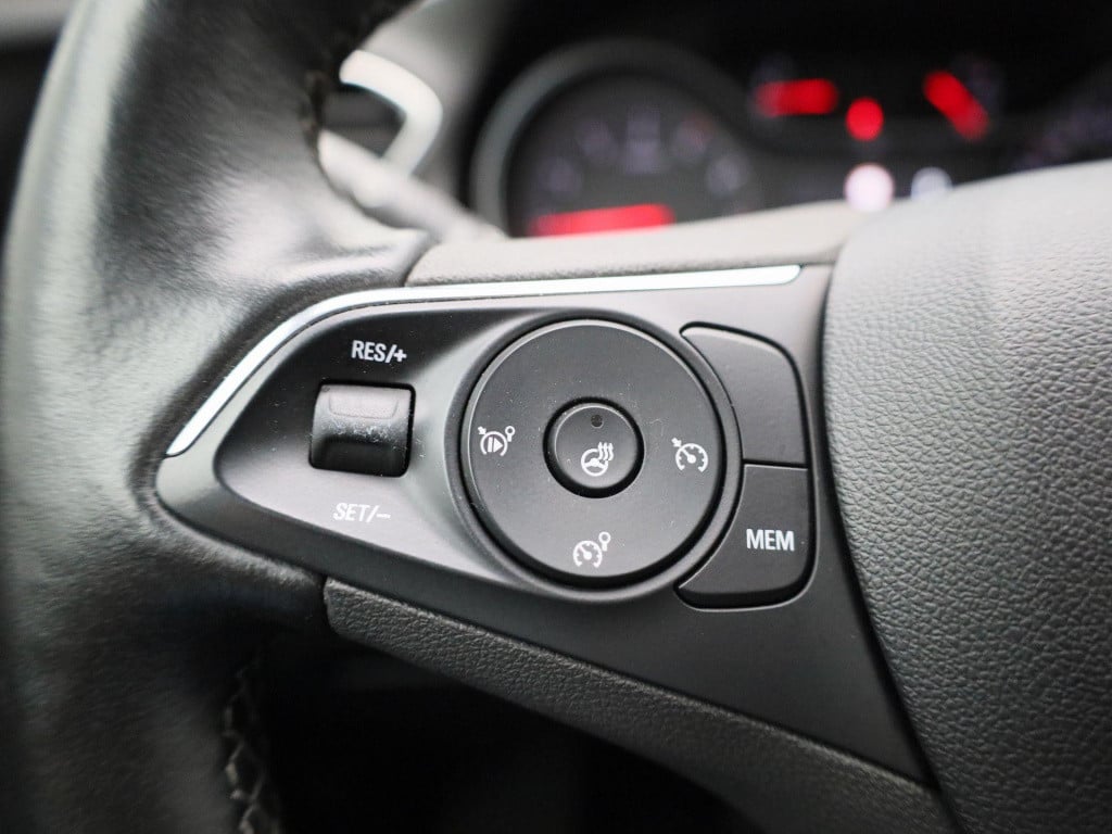 Opel Grandland X 1.2 turbo business elegance | automaat | lmv | parkeer sen