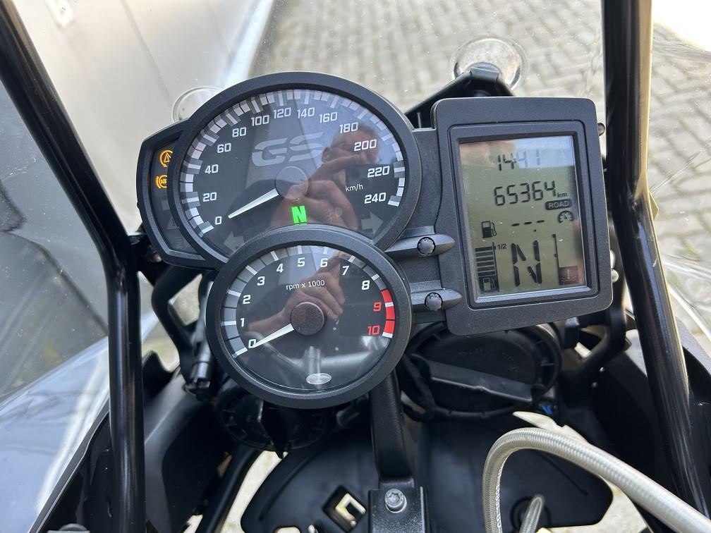 BMW F800GS Adventure uit 2015 met 65 dkm, ABS/rijmodus etc, rijklaar €7250