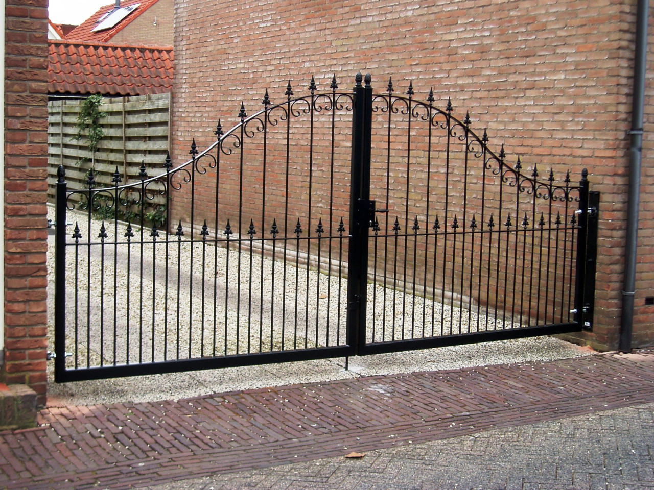 Stalen poorten en hekken op maat gemaakt