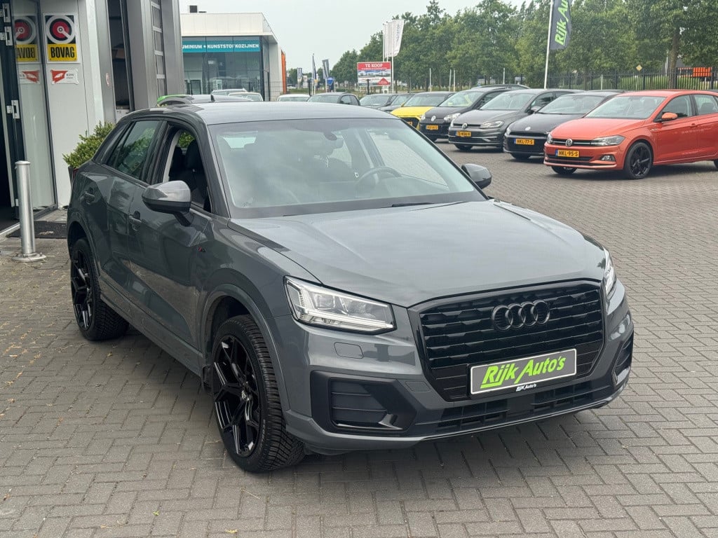 Audi Q2 1.4 tfsi cod * carplay * sfeerverlichting * stoelverwarming