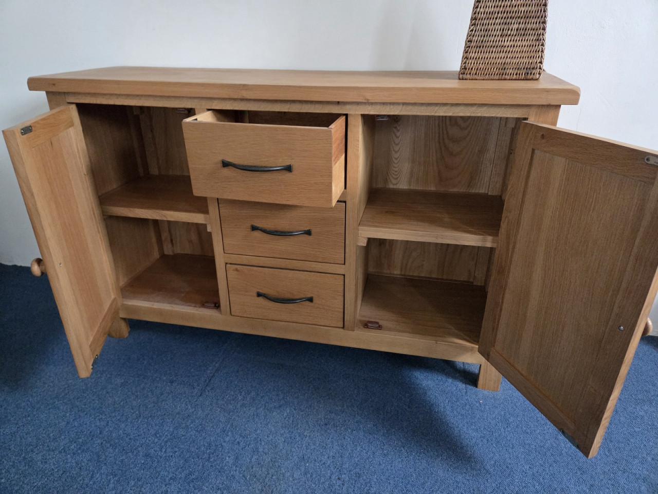 Klein dressoir eiken