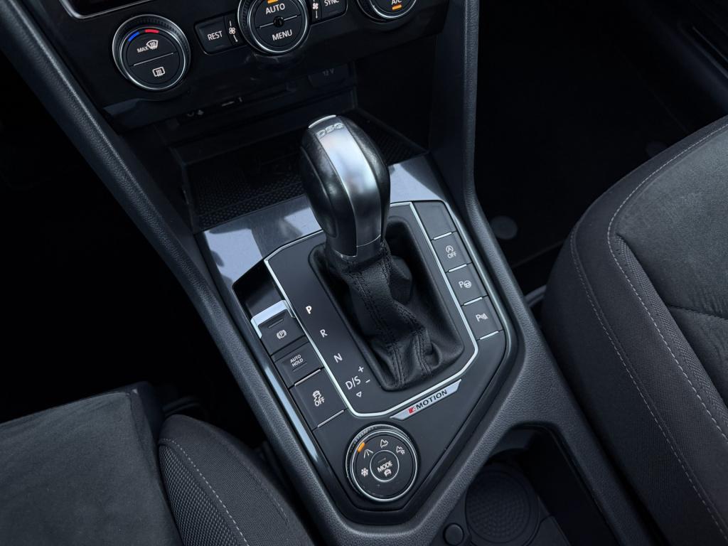 Volkswagen Tiguan 2.0 tsi 4motion highline | pano | acc | carplay | rijklaa